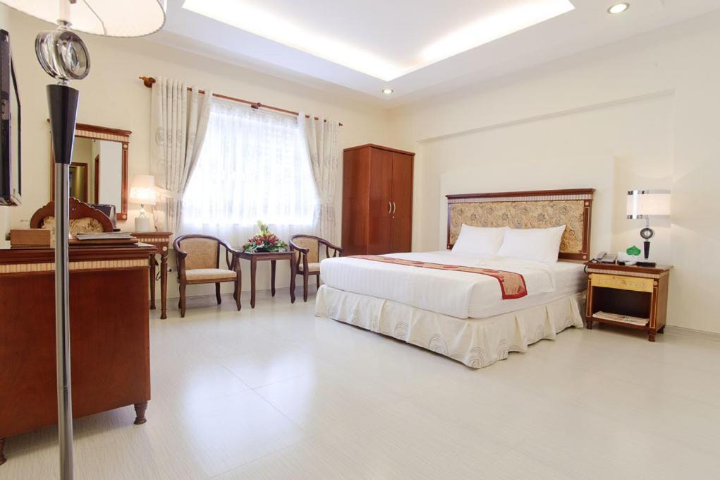 Anh Minh Hotel Ho Chi Minh City Bagian luar foto